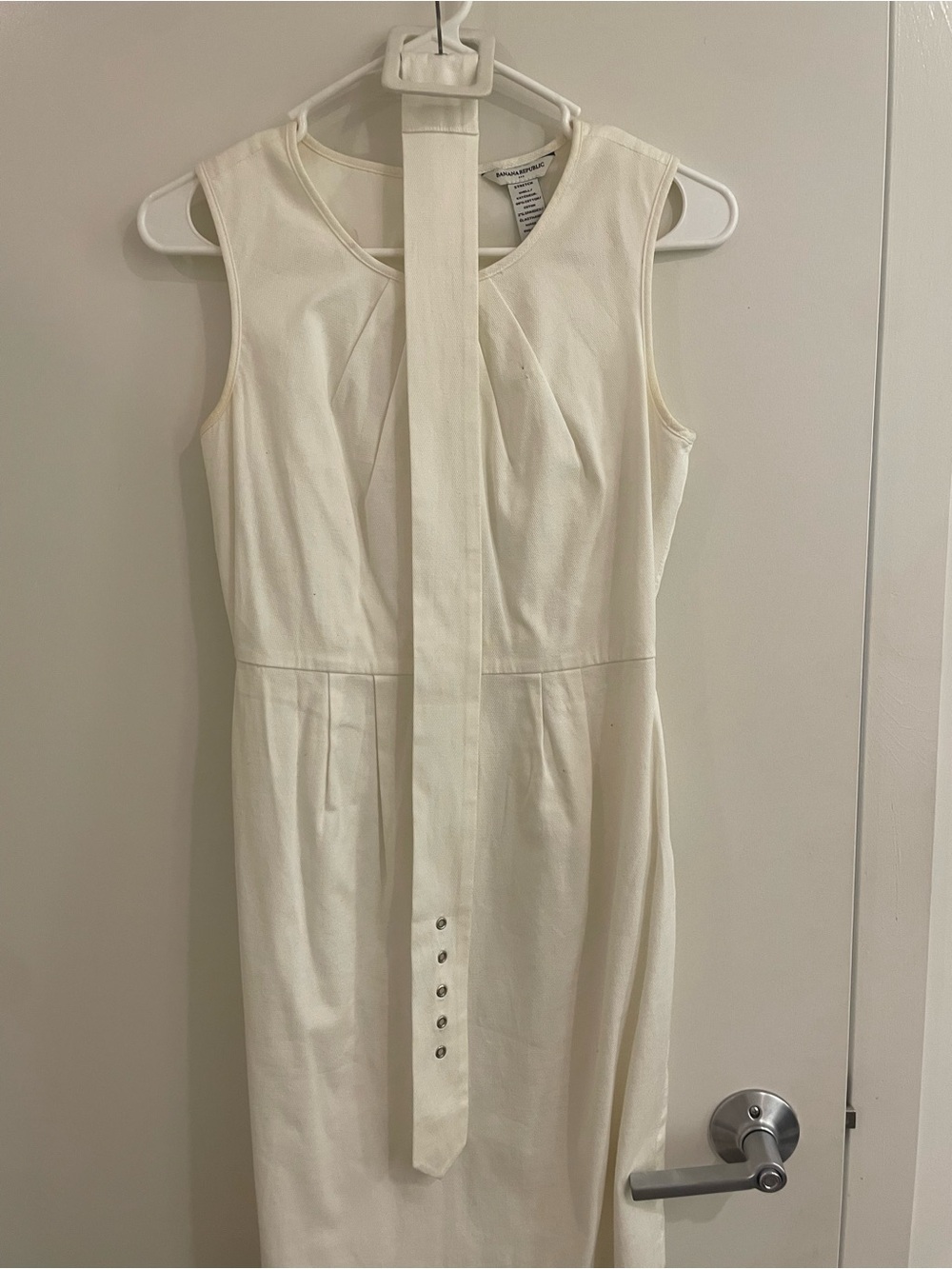 Banana Republic Cream Sleeveless Midi Dress with Waist Sash